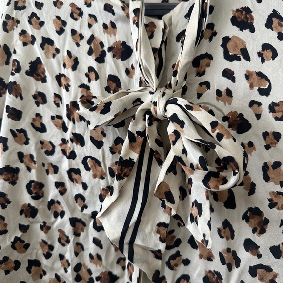 CALIBAN Animal Print Silk Shirt In Cream - Picture 3 of 9